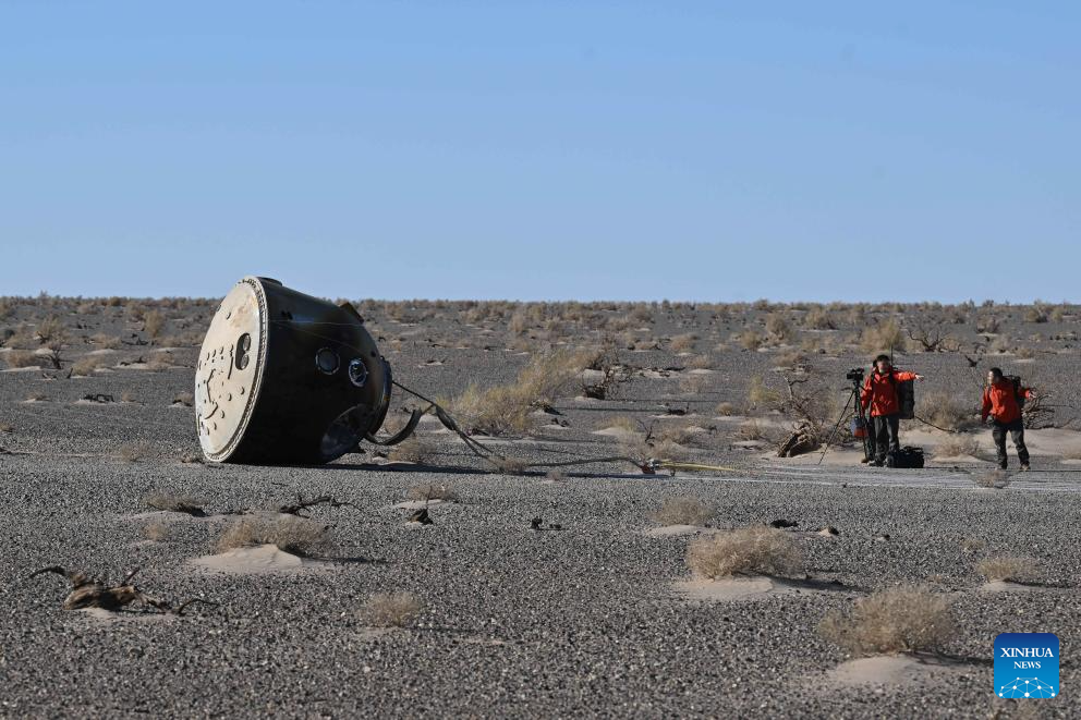 Misja Statku Kosmicznego Shenzhou Zako Czy A Si Pe Nym Sukcesem