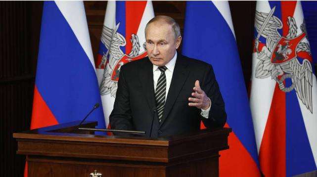 Путин: АНУ, НАТО нь Оросыг мухардмал байдалд оруулж байна