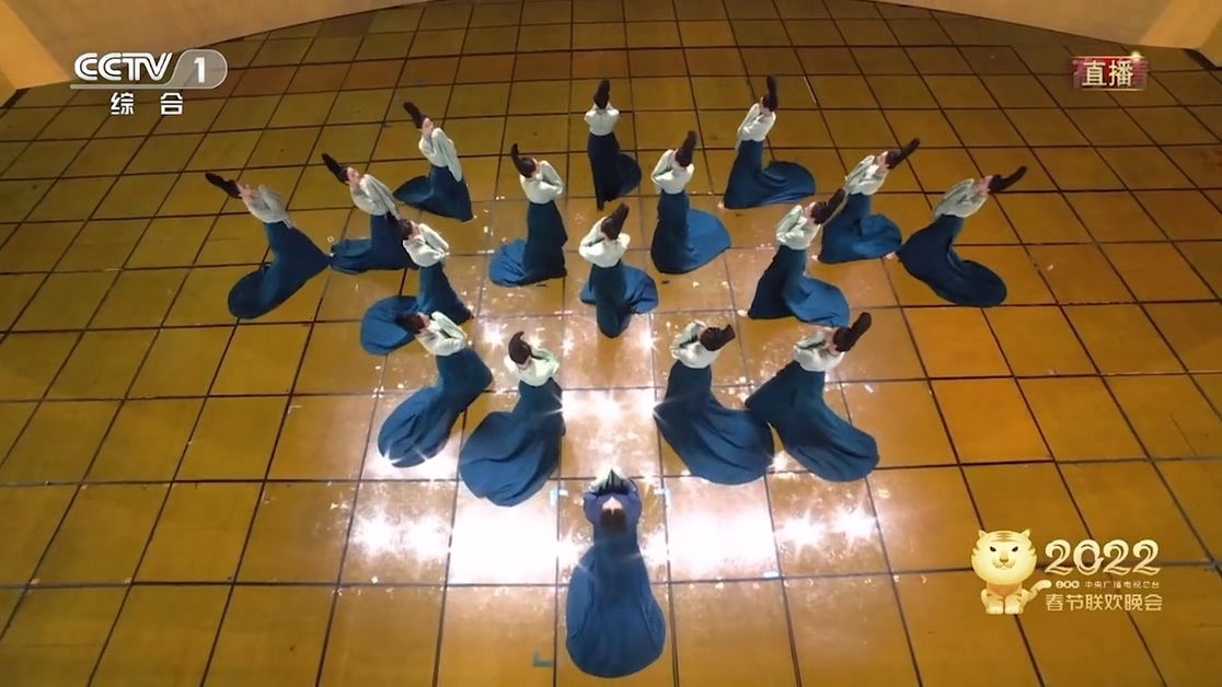 اجرای رقص کوه سبز در جشنواره عید بهار