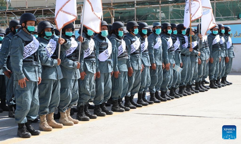 ۵۰۰ نیروی فارغ التحصیل جدید به پلیس قندهار افغانستان پیوستند
