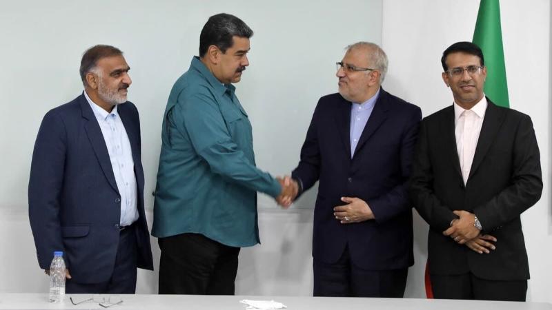 دیپلماسی دوستی ایران و ونزوئلا مقابل دیپلماسی نفتی آمریکاا