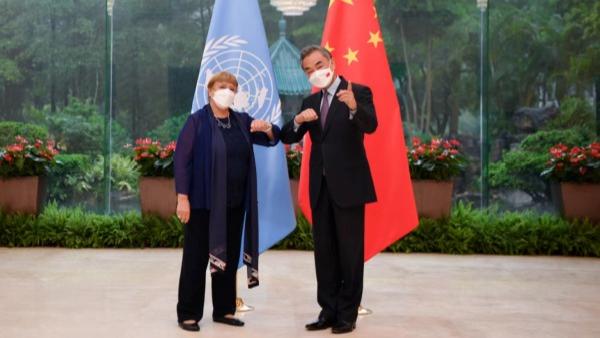 Ван И НҮБ-ын Хүний эрхийн дээд комиссар Мишель Бачелеттай уулзав