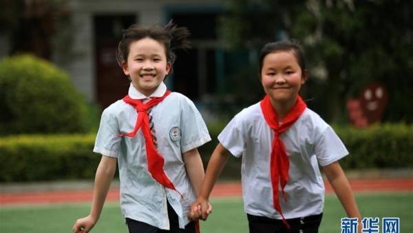 تبریک رییس جمهور چین به کودکان سراسر چین به مناسبت فرارسیدن روز جهانی کودکا