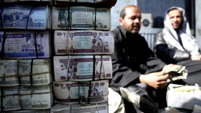 تاکید ۷۰ اقتصاددان بین المللی به آزادی دارایی‌های افغانستان توسط آمریکاا