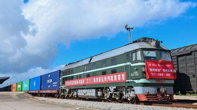 قطارهای حمل و نقل ترکیبی دریایی-زمینی چین 20 هزار سفر در کریدور تجاری انجام دادندا
