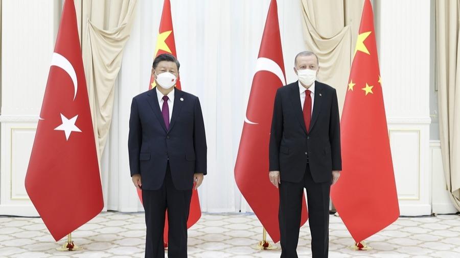 Spotkanie Xi Jinpinga z prezydentem Turcji Recepem Tayyipem Erdoganem