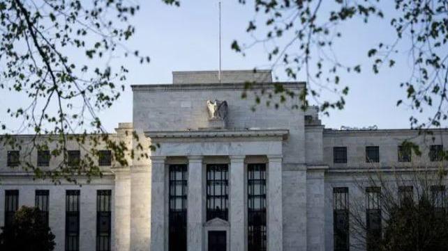 نگرانی اقتصاددانان جهان نسبت به تشدید رکود جهان ناشی از ادامه افزایش نرخ بهره آمریکاا