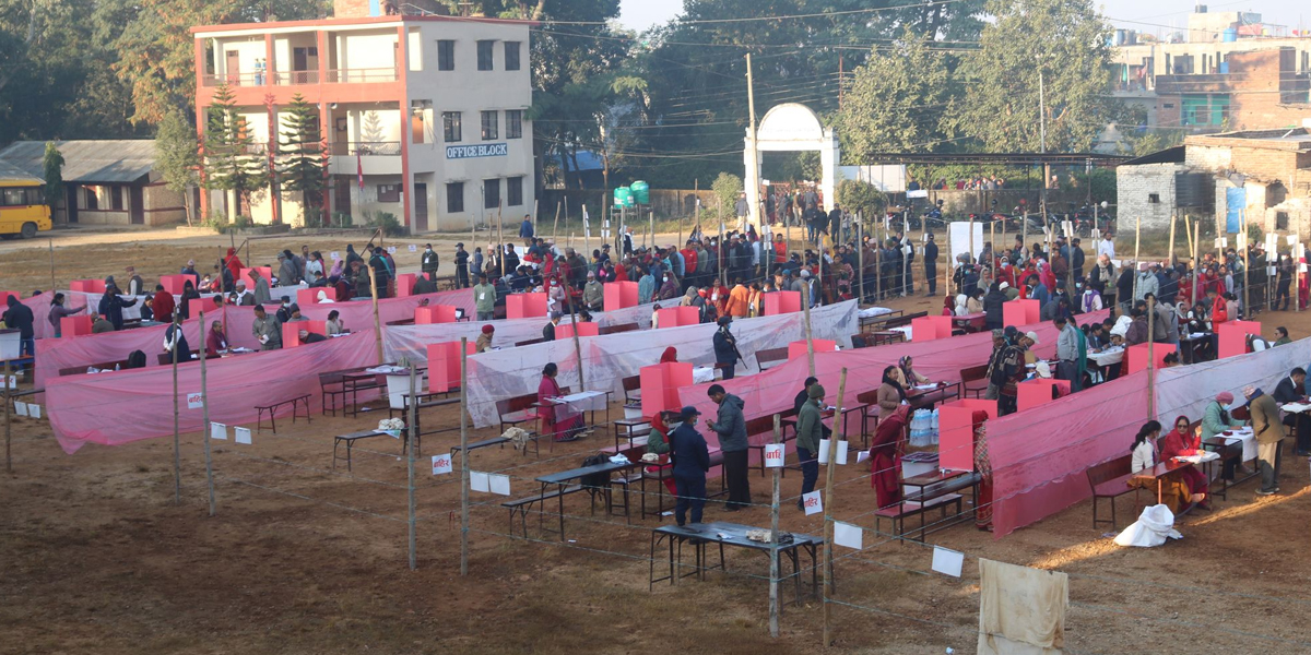 नेपालमा आज आम निर्वाचन हुँदै