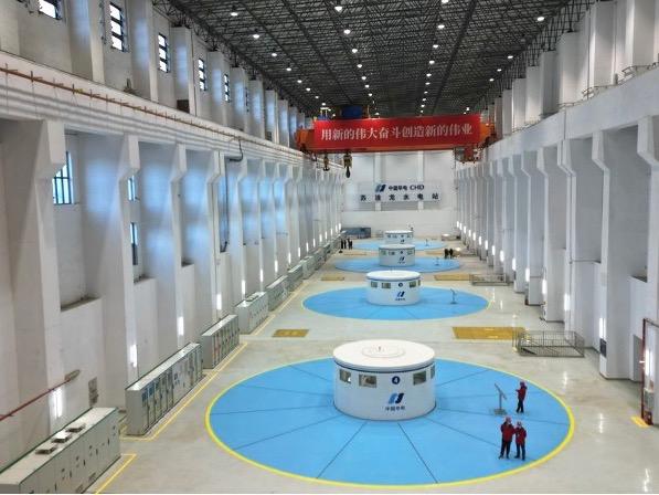 中国四川省とチベットの境界付近にある蘇窪龍水力発電所、すべての