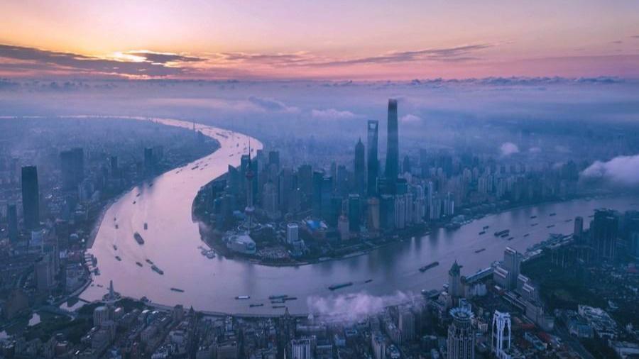 چین؛ نیروی محرکه پیشگام رشد اقتصاد جهان در بحبوحه کووید