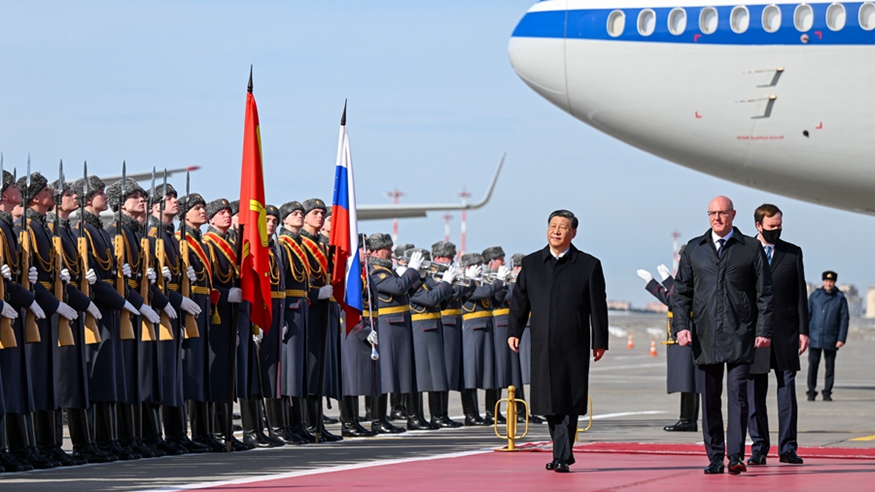 Xi Jinping udał się do Moskwy z wizytą specjalnym samolotem