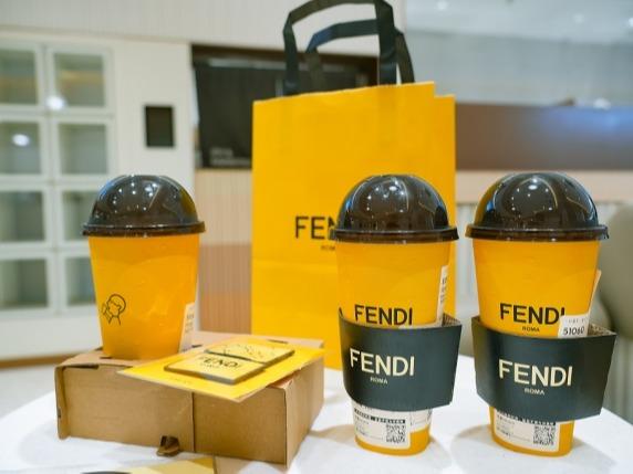 中国の茶飲料ブランドがFENDIとコラボ SNS上で話題に