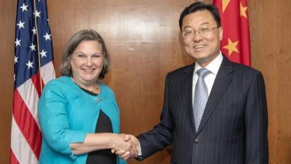 سفیر چین در آمریکا با نولاند دیدار کردا