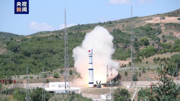 پرتاب موفقیت آمیز ماهواره آزمایشی شماره 25 چین به فضاا