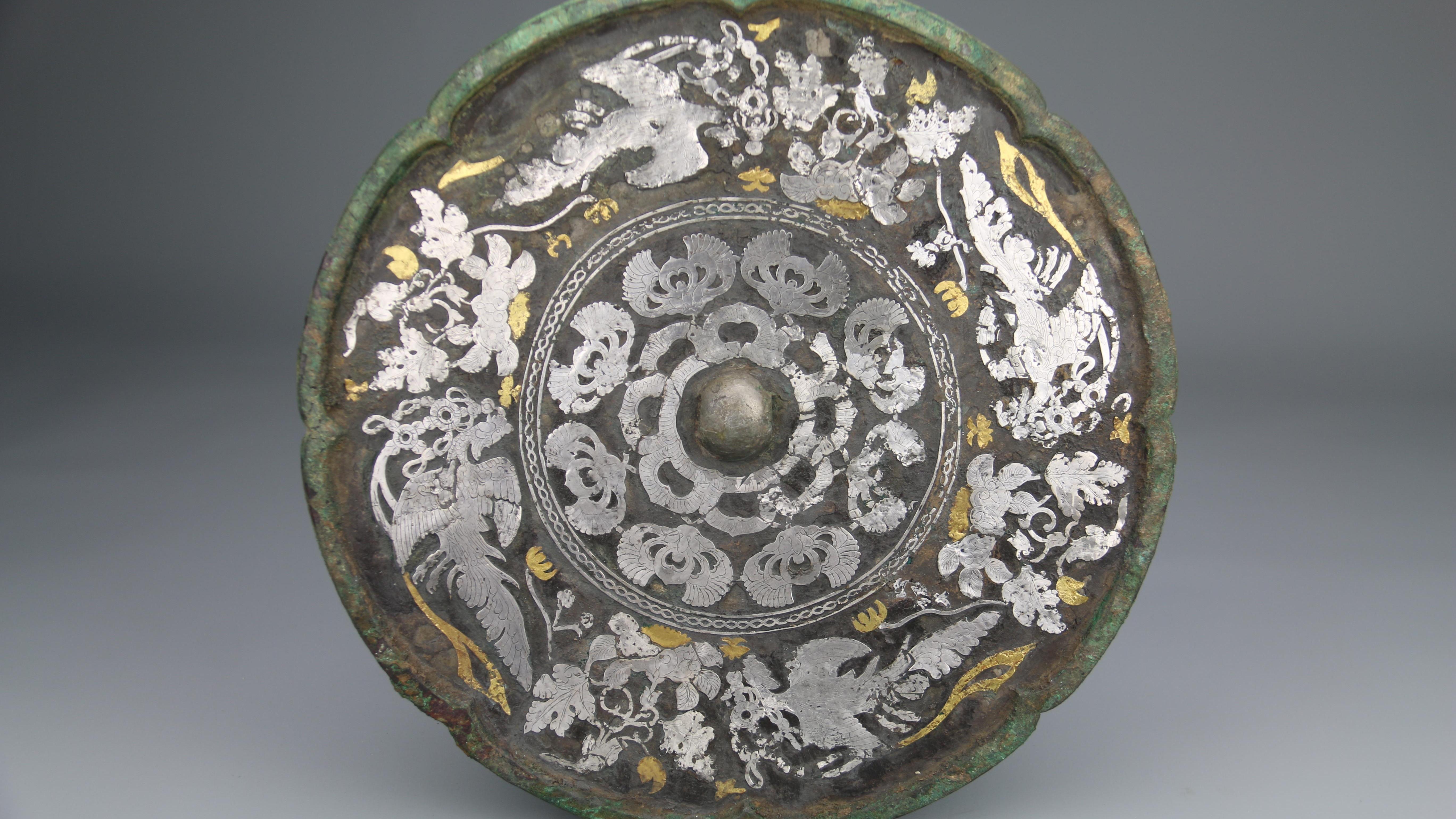 中国骨董 青銅器 双魚紋 青銅鏡 唐鏡 美品 中国骨董 青銅器 中国骨董 青銅器 双魚紋 青銅鏡 唐鏡 美品 宝