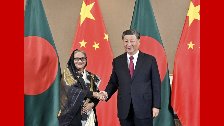 دیدار شی جین پینگ با نخست وزیر بنگلادش در ژوهانسبورگ