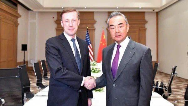 رایزنی دو روزه وزیر خارجه چین و مشاور امنیت ملی کاخ سفید در مالتا