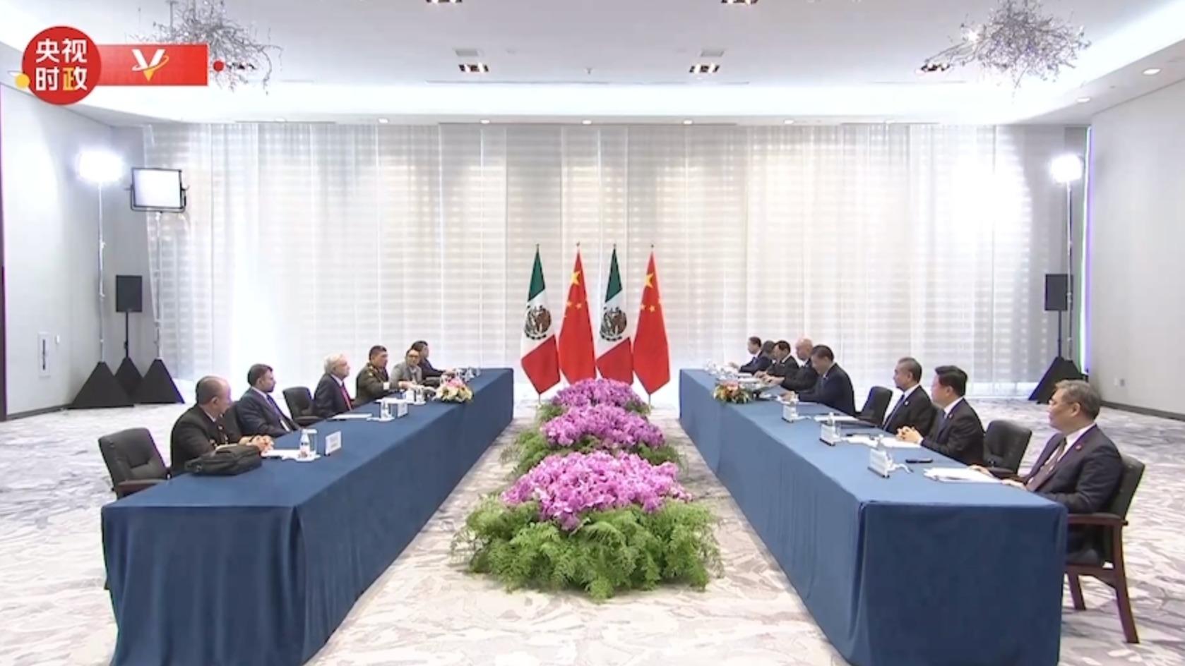 चीनका राष्ट्राध्यक्ष सी चिनफिङद्वारा मेक्सिकोका राष्ट्रपतिसँग भेटवार्ता