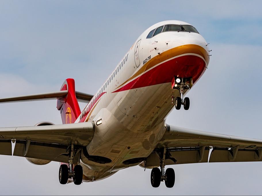COMACのARJ21-700、型式証明を取得 中国独自開発で初の
