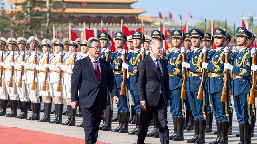 دیدار نخست وزیر چین با صدر اعظم آلمانا