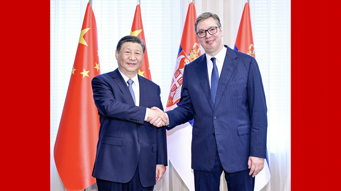 Xi Jinping przeprowadził rozmowy z prezydentem Serbii Aleksandarem Vuciciem
