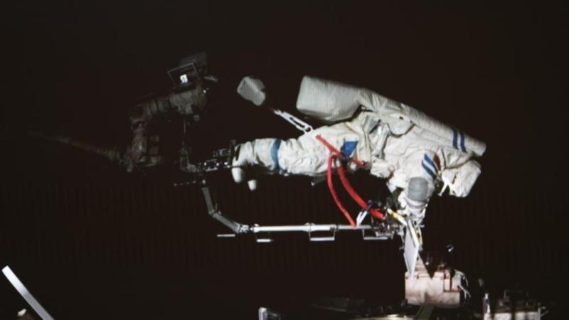 انجام دومین راهپیمایی فضایی فضانوردان شِن‌جو-18ا