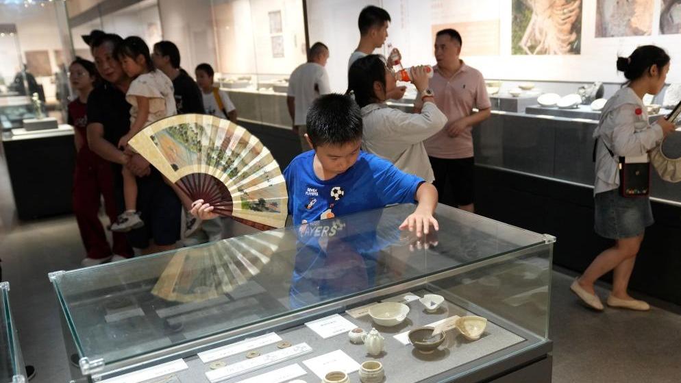 Timba Ilmu dalam Muzium yang Dilengkapi Penyaman Udara