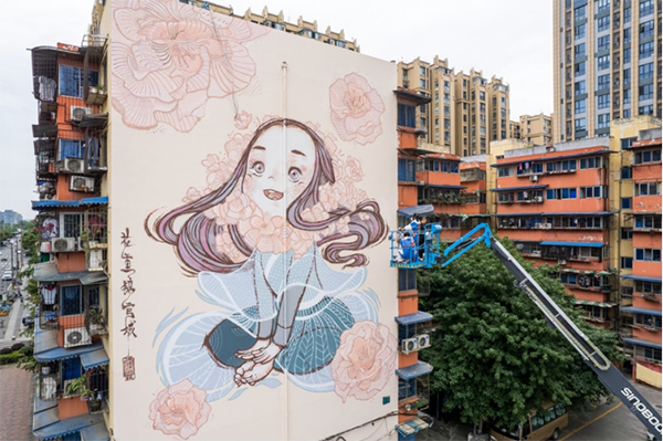 成都市の団地に300㎡の巨大壁絵