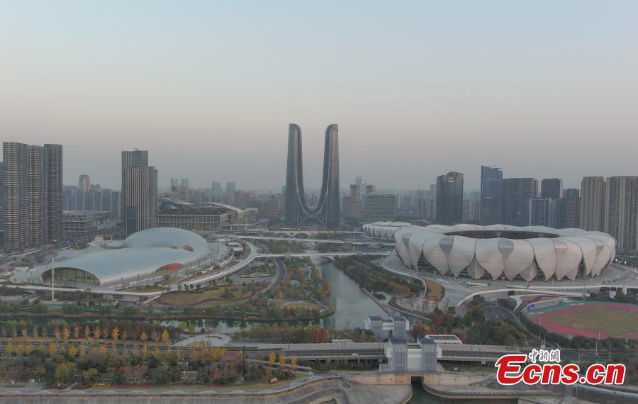 Αεροφωτογραφία του Ολυμπιακού Αθλητικού Κέντρου Χανγκτζόου στην επαρχία Τζενγκτζιάνγκ της ανατολικής Κίνας, 6 Δεκεμβρίου 2023. (Φωτογραφία: China News Service/Wang Gang) 