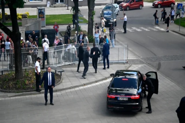 Atentati ndaj Fico (Foto Rtsh)